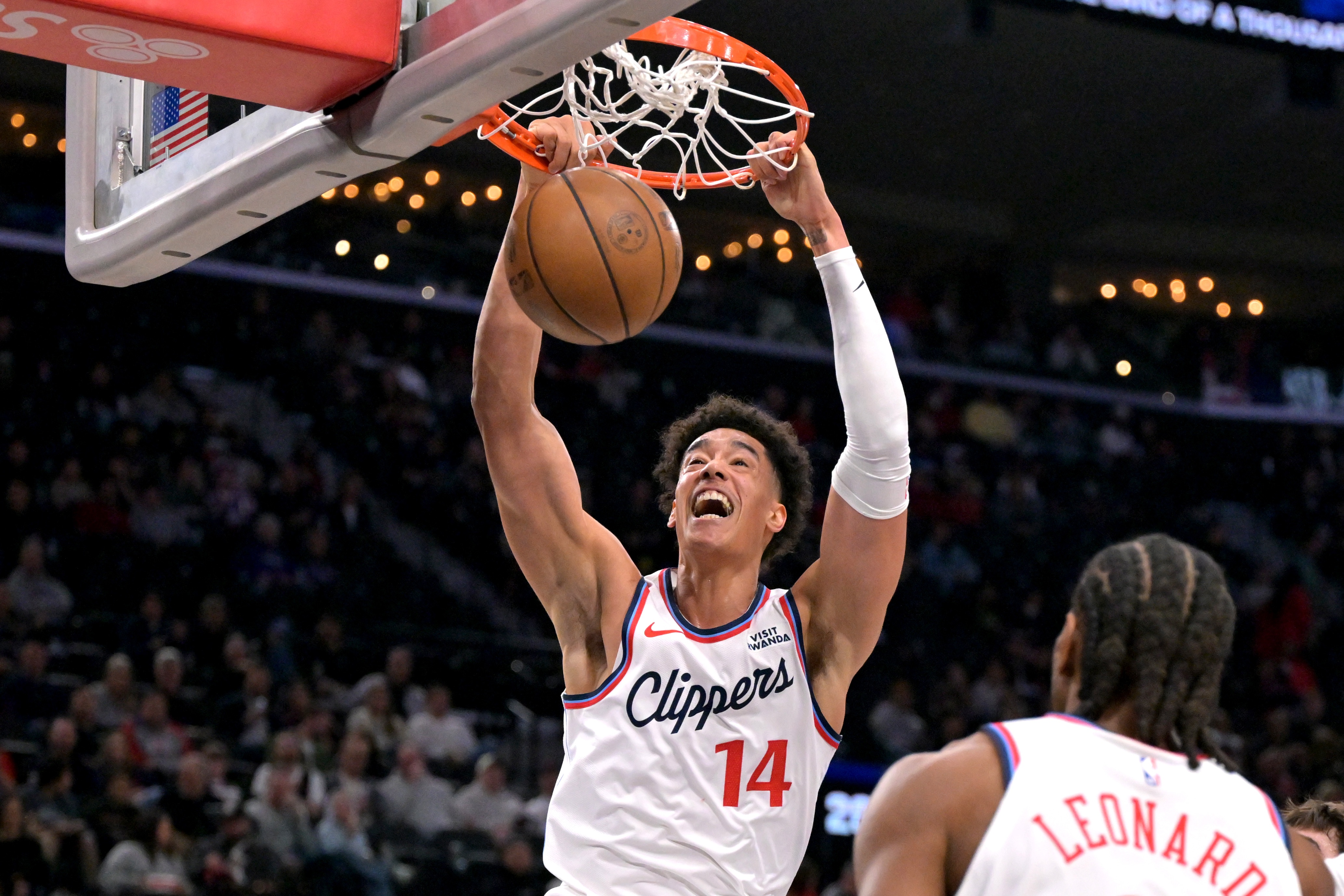 开云体育下载-键盘侠|快船找到小乔丹二代！科怀·库里·伦纳德上线&amp;三分太香了